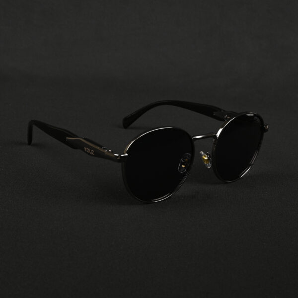 Gun Black (20) IRAYZ Round Metal Sunglasses – Steel Grey