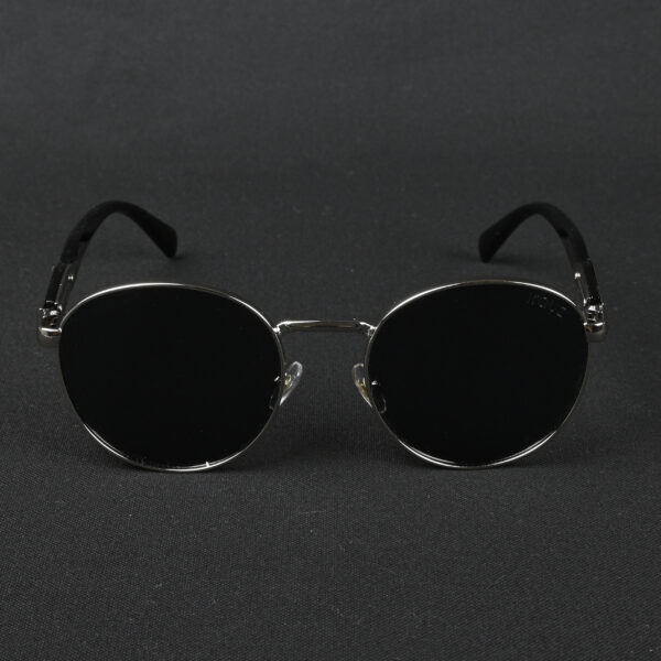 silver (19) IRAYZ Round Metal Sunglasses – Silver Black
